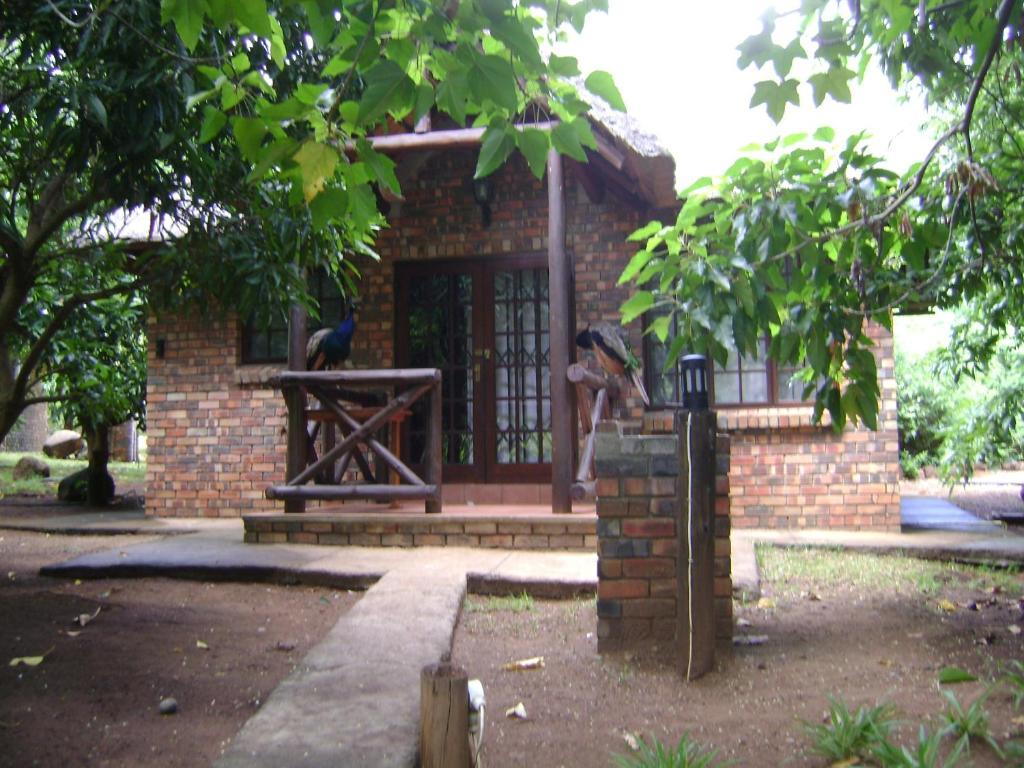 Orchards Farm Cottages Komatipoort Exterior photo