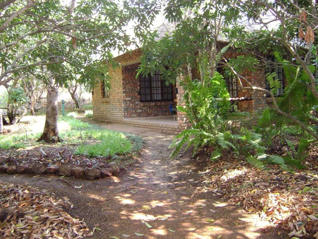 Orchards Farm Cottages Komatipoort Exterior photo